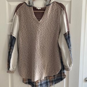 BKE hooded plaid top size small